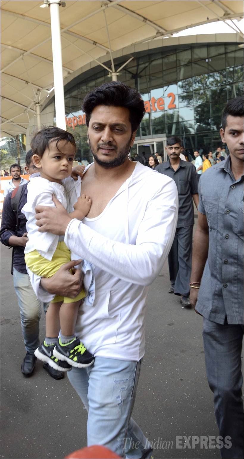 john abraham, priya runchal, john abraham wife, john priya, john priya pics, john abraham wife pics, riteish deshmukh, genelia dsouza, riaan deshmukhe, riteish genelia riaan, riteish genelia riaan pics, riteish deshmukhe genelia dsouza pics