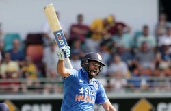Brisbane ODI में ऑस्‍ट्रेलिया के खिलाफ लगातार दूसरा शतक ठोक रोहित शर्मा ने किए तीन कारनामे
