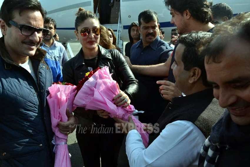 Saifai mahotsav, Ranveer singh, Kareena Kapoor, Sonakshi Sinha, Arjun Kapoor, Ranveer Arjun, Kareena Arjun, Kareena Saif, Saif Ali Khan, Kareena kapoor, Parineeti Chopra, Karishma Tanna Sunil Grover, Saifai mahotsav finale photos, Sonaksahi Saifai performance, सैफई महोत्‍सव, करीना सैफई महोत्‍सव, रनवीर सिंह और सैफ अली खान,सोनाक्षी सिन्‍हा, सैफई महोत्‍सव तस्‍वीरें