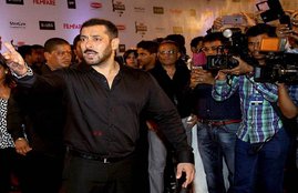 top tax payers, india income tax, top tax payers india, bollywood actors tax payers, salman khan tax, akshay kumar income tax,Salman Khan highest tax payer,Akshay Kumar,Ranbir Kapoor,Amitabh Bachchan,Shah Rukh Khan