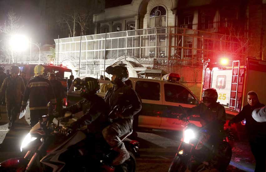 Saudi embassy in Tehran attacked, execution of Sheikh Nimr al-Nimr, saudi, Saudi Arabia, Saudi executions, saudi arabia executions, सऊदी अरब शिया मौलवी, अरब क्रांति, सऊदी अरब फांसी, शिया मौलवी फांसी, Al Nimr, al nimr executed, shiite cleric, shiite cleric executed, saudi news, world news