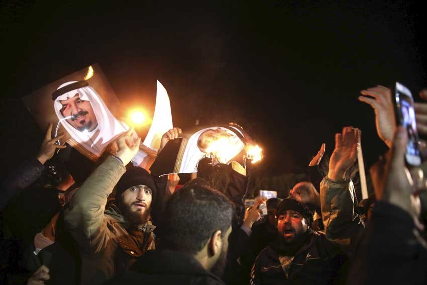Saudi embassy in Tehran attacked, execution of Sheikh Nimr al-Nimr, saudi, Saudi Arabia, Saudi executions, saudi arabia executions, सऊदी अरब शिया मौलवी, अरब क्रांति, सऊदी अरब फांसी, शिया मौलवी फांसी, Al Nimr, al nimr executed, shiite cleric, shiite cleric executed, saudi news, world news