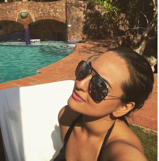 Sonakshi Sinha, sonakshi sinha gallery, sonakshi sinha photos, akira, akira sonakshi sinha, filmmaker murugadoss