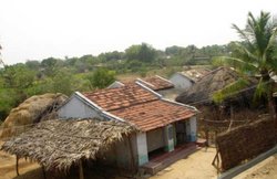 इस गांव में दलितों के पब्लिक प्लेस में प्रवेश की मनाही, बच्चों का साथ बैठकर पढ़ना भी बैन