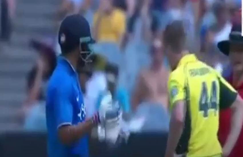 James Faulkner sledge, Virat Kohli, 24th century, 7000 runs, MCG, Australian bowler, 3rd ODI, India vs Australia, जेम्‍स फॉकनर, विराट कोहली, वनडे, ऑस्‍टेलिया भारत, टीम इंडिया ऑस्‍ट्रेलिया, मेलबर्न, तीसरा वनडे, latest cricket news, hindi news