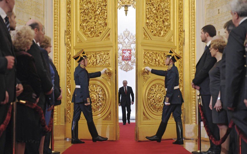 Putin is corrupt, Russian President, Vladimir Putin, US Treasury, Adam Szubin, Putin £25million yacht, Putin yacht, Putin Secret wealth, Putin private jet, व्लादिमिर पुतिन, रूसी राष्‍ट्रपति, पुतिन भ्रष्‍टाचार, पुतिन प्राइवेट जेट, पुतिन टॉयलेट
