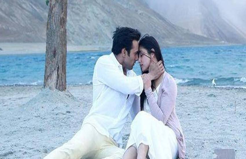 Yami gautam, pulkit samrat, bollywood, urvashi rautela, Sanam Re, Yami gautam-pulkit samrat kiss