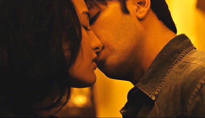 Ranbir kapoor, Arjun kapoor, siddharth malhotra, Imran hashmi, Varun dhawan, Sushant singh Rajpoot, bollywood kisser boy, bollywood kisser actres and actress, alia bhatt, yami gautam, parineeti chopra