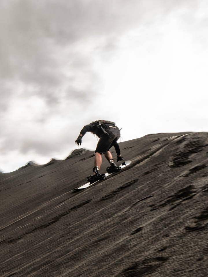 Daredevil snowboards, ,active VOLCANO, Keow Wee Loong, Chin Kahn Kahn, Mount Bromo, Indonesia