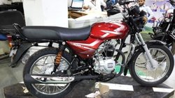 Bajaj CT100B लॉन्‍च: 30990 रुपए की बाइक, एक लीटर में चलेगी 99.1 किलोमीटर