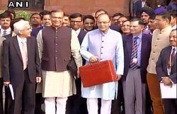Budget 2016: INCOME TAX SLAB में कोई बदलाव नहीं, अरुण जेटली ने कीं ये घोषणाएं