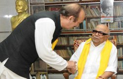 तमिलनाडु चुनाव मिल कर लड़ेंगे द्रमुक व कांग्रेस