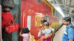 RAIL BUDGET 2016, humsafar express, antyodaya express, tejas express, uday express, Rail Budget in hindi, rail budget live in hindi, Rail budgat in hinditoday, indian railway news in hindi, indian railway budget 2016 in hindi