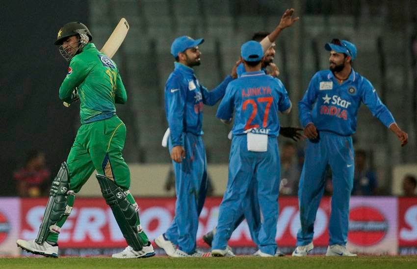 India Beat Pakistan, Asia Cup, Virat Kohli, Yuvraj singh, Jasprit Bumrah, Hardik Pandya, Team India, Pakistan, Mohammad Amir, Ind vs pak, Cricket