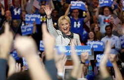 अमेरिकी राष्ट्रपति चुनाव: साउथ कैरोलाइना में हिलेरी ने किया सैंडर्स को धाराशायी