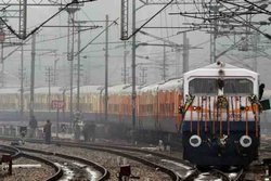 मार्च से नागपुर-पुणे के बीच चलेंगी 10 सुपरफास्ट एसी ट्रेनें