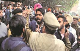JNU Row, kanhaiya kumar, Sedition Charge, Afzal Guru, Kashmir, Kashmir Azadi, Afzal Guru Azadi, JNU, Delhi