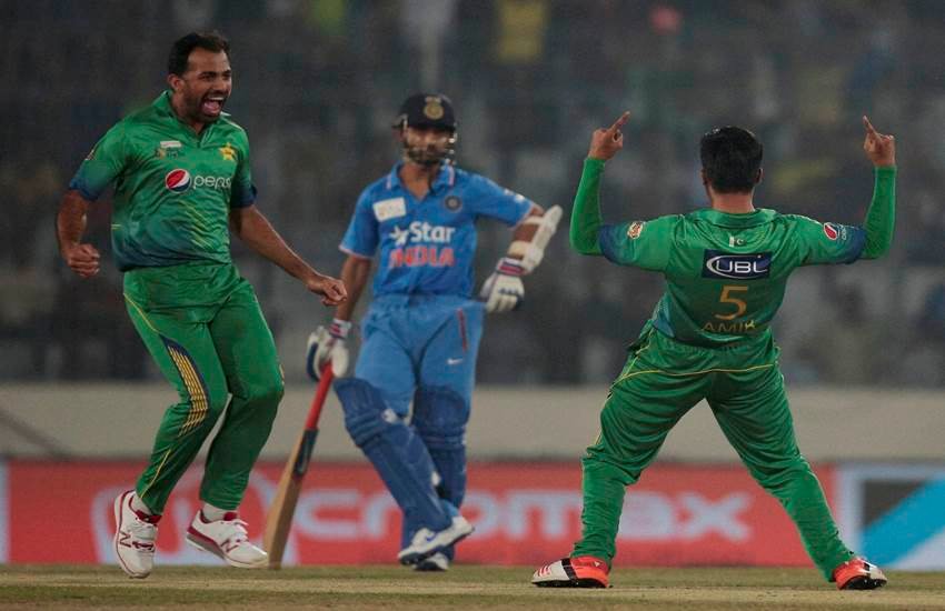 India Beat Pakistan, Asia Cup, Virat Kohli, Yuvraj singh, Jasprit Bumrah, Hardik Pandya, Team India, Pakistan, Mohammad Amir, Ind vs pak, Cricket