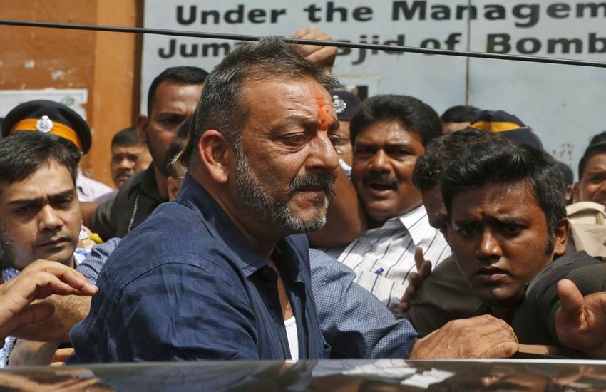 Sanjay Dutt, sanjay Dutt Free, Yerwada Jail, Mumbai Blast, 1993 Mumbai Blast, Sanjay Dutt News, Sanjay Dutt Latest news