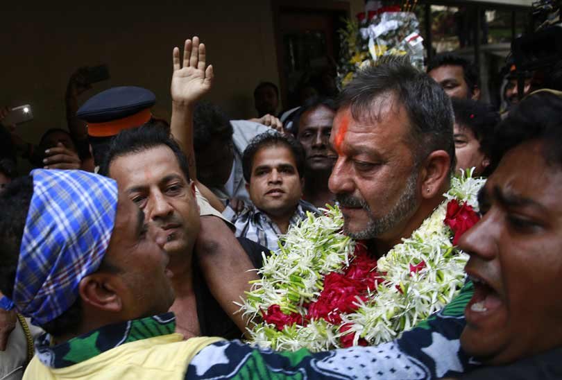 sanjay Dutt, Yerwada Jail, pune, sanjay Dutt Free, sanjay Dutt Yerwada Jail, Bolywood