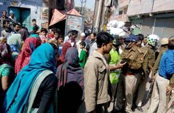 विहिप नेता की हत्‍या के बाद इमाम की पिटाई, आगरा में साम्‍प्रदायिक तनाव