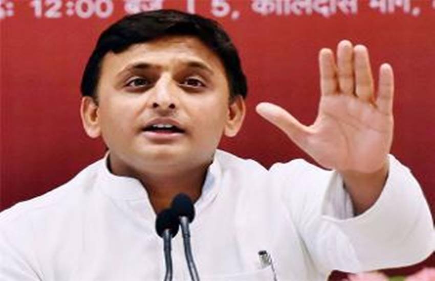 सीएम अखिलेेश यादव