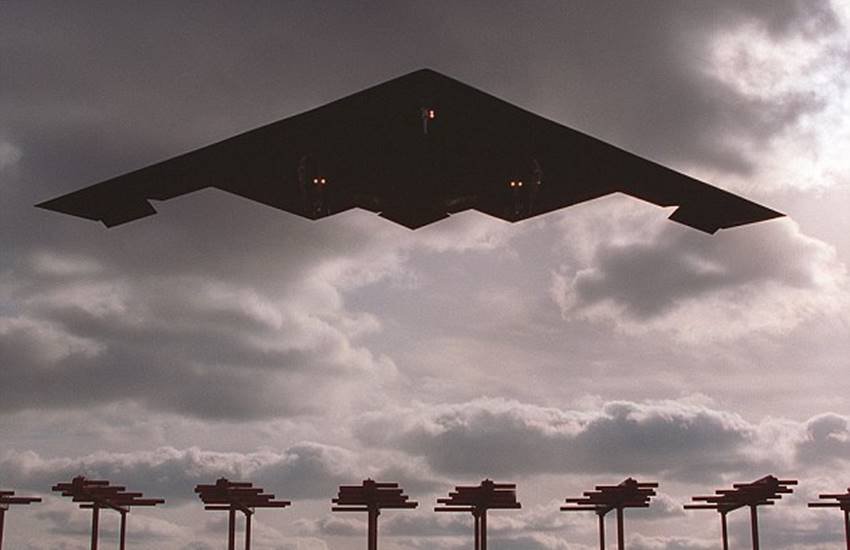 US Air Force,new stealth bomber, B-1 bomber plane, B-21 stealth bomber, US air force B-21 stealth bomber, B-21 stealth bomber specifications, US air force stealth bomber, अमेरिकी वायुसेना, यूएस वायुसेना, बमवर्षक विमान, यूएस एयरफोर्स बमवर्षक विमान, B-21 बमवर्षक विमान