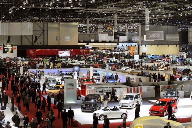 Auto Expo, delhi Auto Expo, Auto Expo 2016, Auto Expo news, Auto Expo cars, Auto Expo bikes, Auto Expo expectations, Maruti Vitara Brezza, TVS Apache 300