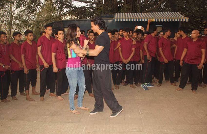 Baaghi Tiger Shroff, Shraddha Kapoor dance moves, बागी, टाइगर श्राफ, श्रद्धा कपूर