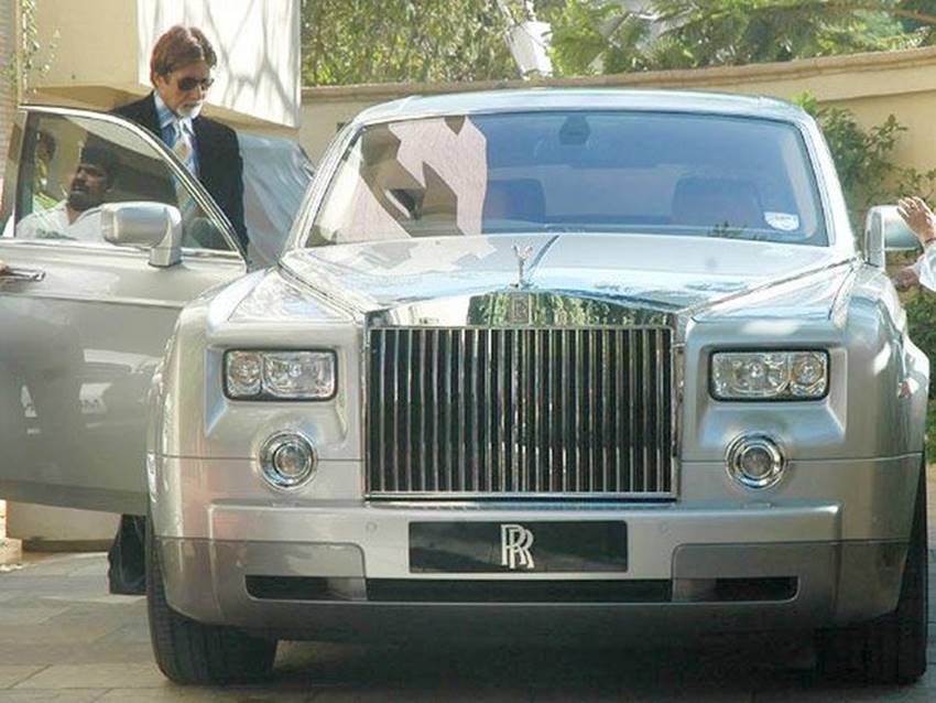 amitabh bachchan,range rover autobiography lwb, Amitabh Bachchan range rover,range rover autobiography,customised range rover,land rover,jaguar land rover, अमिताभ बच्‍चन, अमिताभ बच्‍चन रेंज रॉवर ऑटोबायोग्राफी, अमिताभ बच्‍चन नई कार, अमिताभ बच्‍चन लैंड रॉव्‍र कार