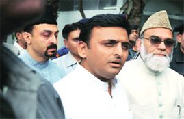 Shahi Imam, Syed Ahmed Bukhari, Jama Masjid, Samajwadi Party, Uttar Pradesh, UP Assembly Elections