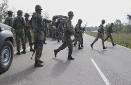 4 Dead, 9 Injured As Terrorists Strike Near Srinagar, Stand-Off Continues