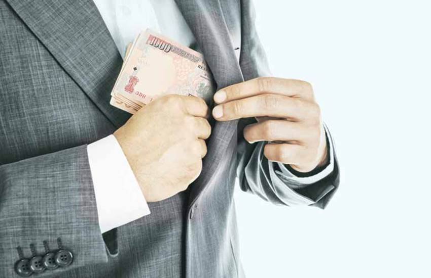 tax-saving options,PPF,pension plans,insurance policies,ELSS funds, life insurance, unit linked insurance plan, tax saving fixed deposit, national saving certificates, national pension schemes, tax saving on home loan, tax saving schemes, how to save tax, income tax, टैक्‍स बचाने के तरीके, टैक्‍स कैसे बचाएं, इनकम टैक्‍स सेविंग, सेव टैक्‍स, पीपीएफ, इंश्‍योरेंस पॉलिसी, नेशनल पेंशन प्‍लान, होम लोन टैक्‍स