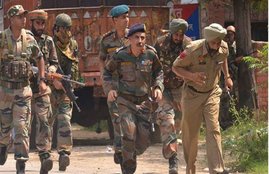 loc poonch, terrorism, pakistan, indian army, jammu and kashmir, 5 bomb was founded by police