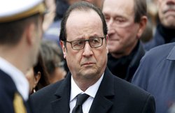 फ्रांस में आतंकवादियों की छिनेगी नागरिकता, संविधान में हुआ संशोधन