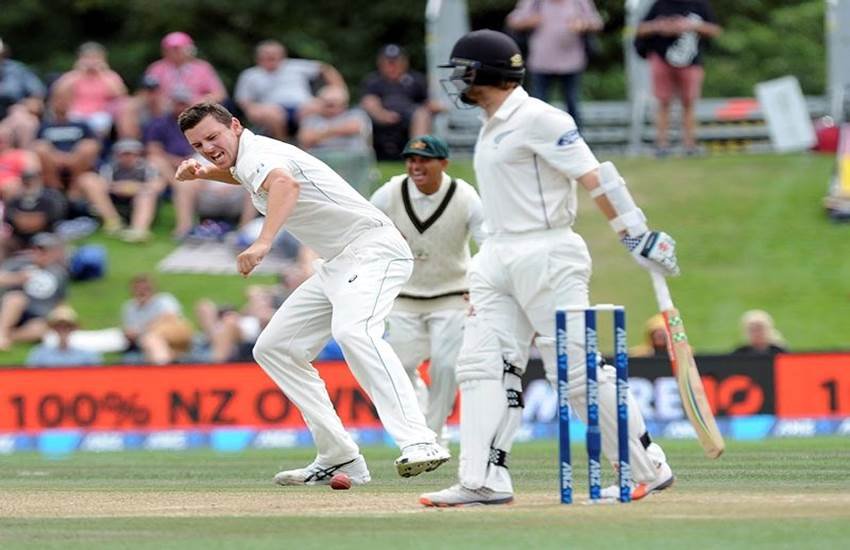 josh hazlewood, australia, new zealand, australia new zealand test, Christchurch test, hazlewood abuse umpire, steven smith, जॉस हेजलवुड, ऑस्‍ट्रेलिया, न्‍यूजीलैंड, हेजलवुड ने अंपायर को दी गाली