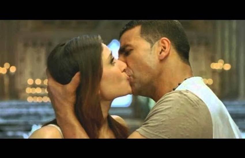 Arjun Kapoor,Kareena Kapoor Khan, saif ali khan, saif ali khan scolds arjun kapoor, arjun kapoor late night call kareena kapoor, saif ali khan kareena kapoor, kareena kapoor arjun kapoor, saif ali khan arjun kapoou, ki & ka, ki & ka movie, arjun kapoor kareena kapoor kiss, kareena kapoor kiss, kareena kapoor hot, saif ali khan angry on arjun kapoor, Saif Ali Khan annoyed at Arjun Kapoor, Saif Ali Khan Freaks Out Arjun Kapoor, सैफ अली खान, करीना कपूर, अर्जुन कपूर, सैफ अली खान अर्जुन कपूर, सैफ अली खान करीना कपूर, अर्जुन कपूर करीना कपूर, की एंड का,अर्जुन कपूर पर भड़के सैफ अली खान, सैफ अली खान ने अर्जुन कपूर को डांटा