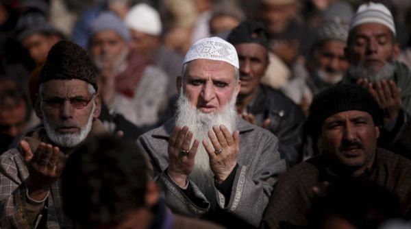 J&k: गांव के इकलौते कश्मीरी पंडित की हुई मौत तो मुसलमानों ने मिलकर किया अंतिम संस्कार