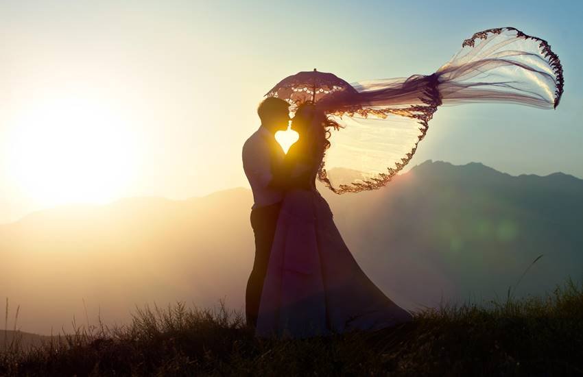 opinion on lovers, jansatta article, jansatta editorial