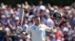 Brendon McCullum, McCullum, McCullum Tests, McCullum fatest century, McCullum century video, McCullum Australia, Australia New Zealand, Australia New Zealand Score, Aus NZ, Aus vs NZ, NZ Aus, NZ vs Aus, Aus NZ score, NZ Aus score, Cricket news, cricket, ब्रेंडन मैकुलम, क्रिकेट, Cricket news in hindi