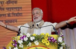 ‘चायवाला PM बन गया इसलिए उन्हें गिराने के लिए एकजुट होकर मोदी को मारो की साजिश कर रहे लोग’