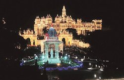 इतिहासकारों का दावा- महिषासुर के नाम पर है मैसूर, वह राक्षस था पर उसमें भी थे अच्‍छे गुण