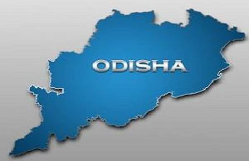 Sabitri Nayak ,husband funeral,Gadhuli village in Keonjhar district, odisha, poverty in odisha, woman pawn children, widow pawn children for last rites,ओडिशा, पति के अंतिम संस्‍कार को बच्‍चे गिरवी, विधवा महिला, सावित्री नायक