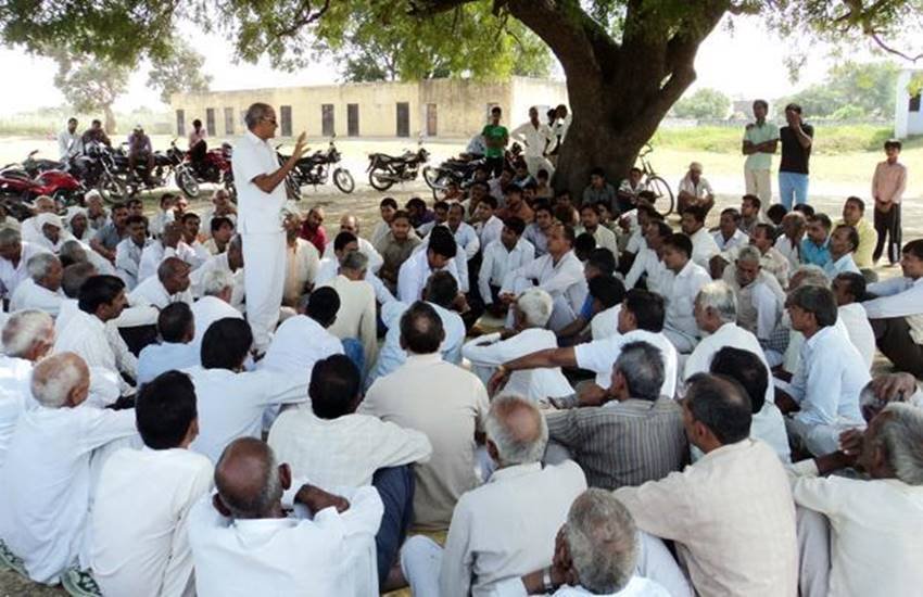 संपादकीयः पंचायतों की तस्वीर