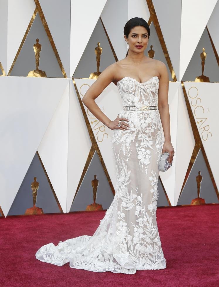 Priyanka Chopra At The Oscars Oscars, Oscars 2016, Winners of Oscars 2016, Oscars Priyanka Chopra, Priyanka Chopra, Priyanka Chopra Oscars, Oscars 2016, 88 Academy Awards, Leonardo Dicaprio, Matt Damon, Oscars live coverage, Oscars 2016 awards, Winners of Oscars 2016, Winners Oscars 2016, Academy Awards, Leonardo Dicaprio, The Revenant, Spotlight, The Big Short, 88 academy award winners, entertainment news
