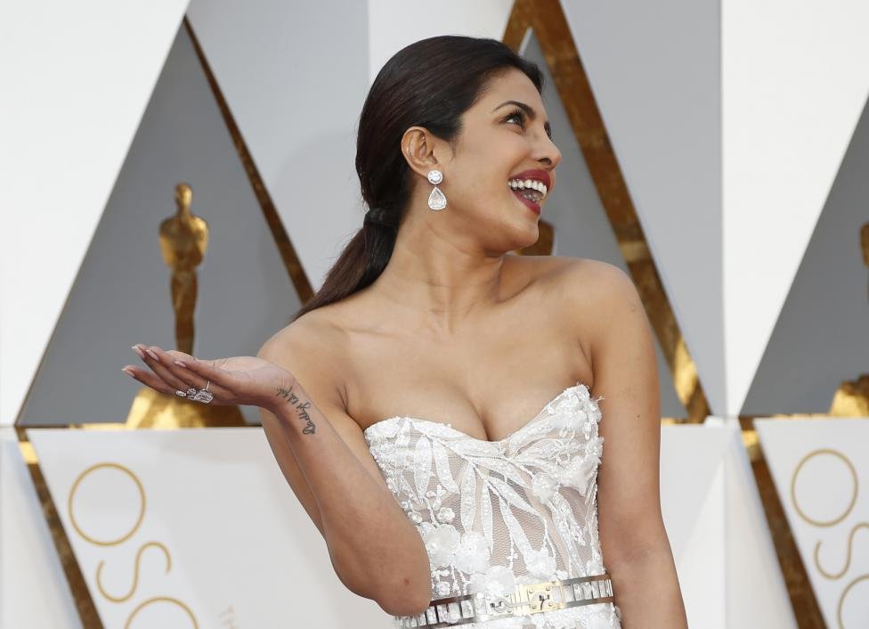Priyanka Chopra At The Oscars Oscars, Oscars 2016, Winners of Oscars 2016, Oscars Priyanka Chopra, Priyanka Chopra, Priyanka Chopra Oscars, Oscars 2016, 88 Academy Awards, Leonardo Dicaprio, Matt Damon, Oscars live coverage, Oscars 2016 awards, Winners of Oscars 2016, Winners Oscars 2016, Academy Awards, Leonardo Dicaprio, The Revenant, Spotlight, The Big Short, 88 academy award winners, entertainment news