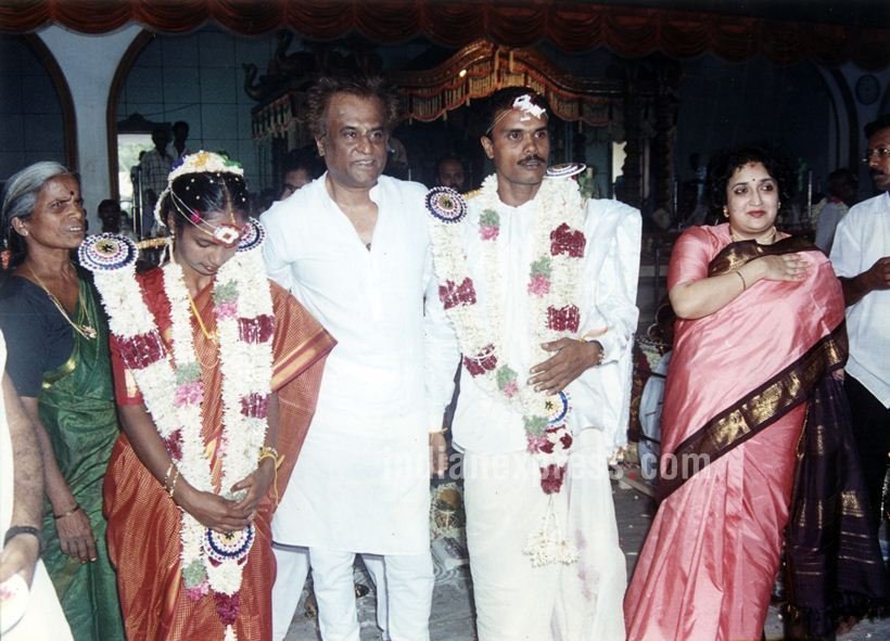Rajinikanth, Latha Rajinikanth, Rajinikanth rare photos, Rajinikanth wife Latha unseen photos, Rajinikanth wedding anniversary photos, Rajnikanth photos, rajnikanth rare photos with wife,