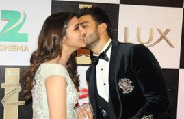 parineeti chopra, ranveer singh, bollywood, meri pyari bindu, bollywood gallery