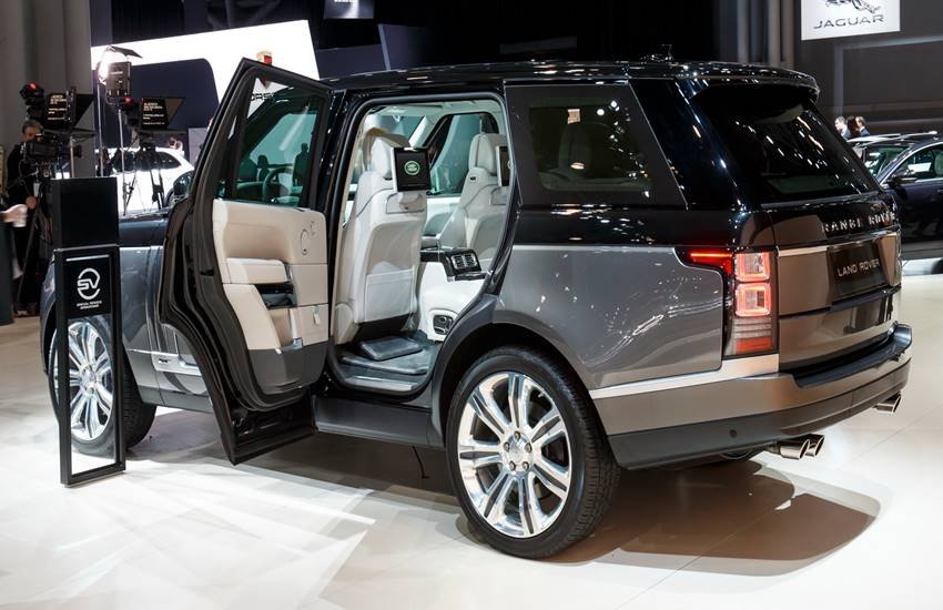 amitabh bachchan,range rover autobiography lwb, Amitabh Bachchan range rover,range rover autobiography,customised range rover,land rover,jaguar land rover, अमिताभ बच्‍चन, अमिताभ बच्‍चन रेंज रॉवर ऑटोबायोग्राफी, अमिताभ बच्‍चन नई कार, अमिताभ बच्‍चन लैंड रॉव्‍र कार