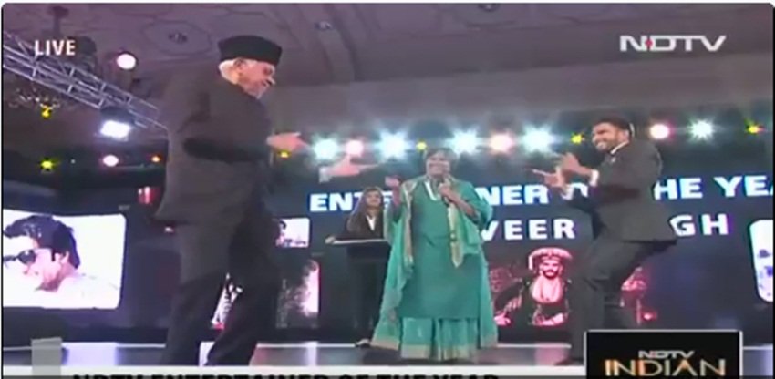 farooq abdullah, ndtv awards, ranveer singh and dipika padukonem,farooq abdullah dance, ranveer singh